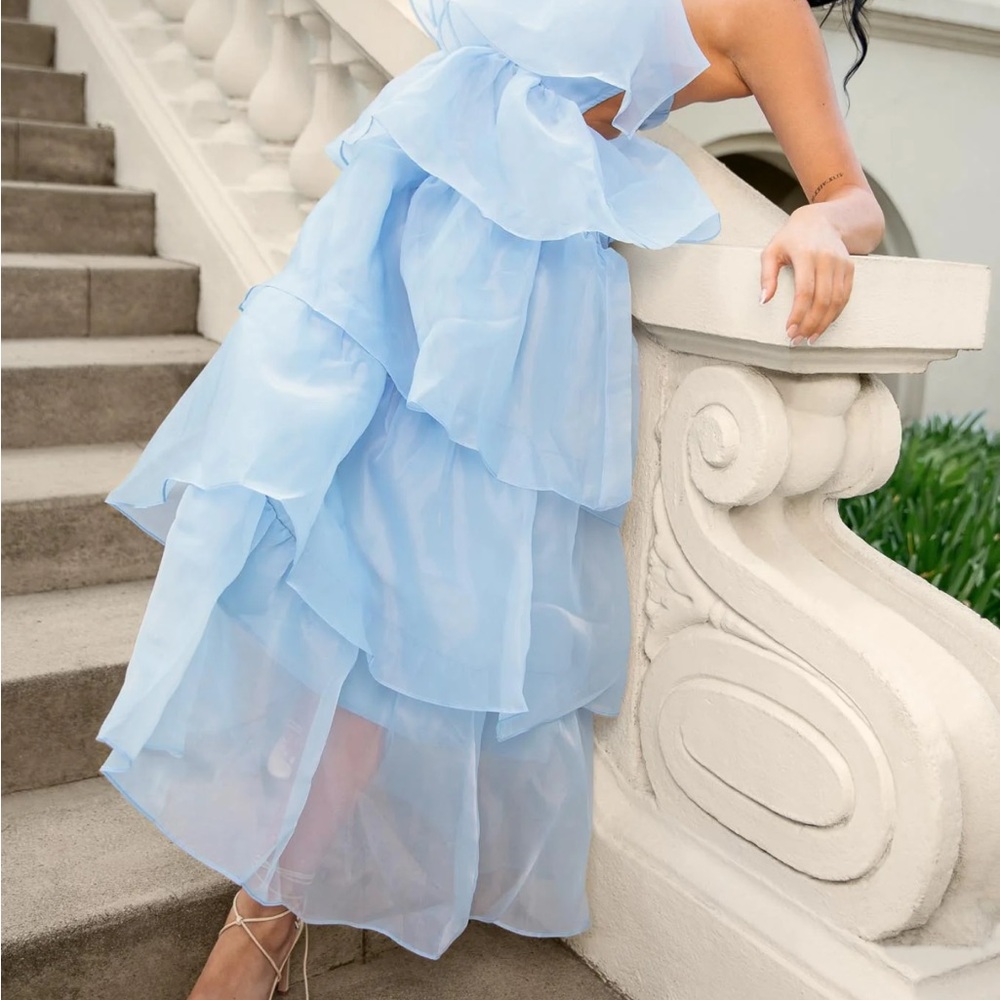 Selfie Leslie Strapless Layered Ruffle Dress in Pale Blue